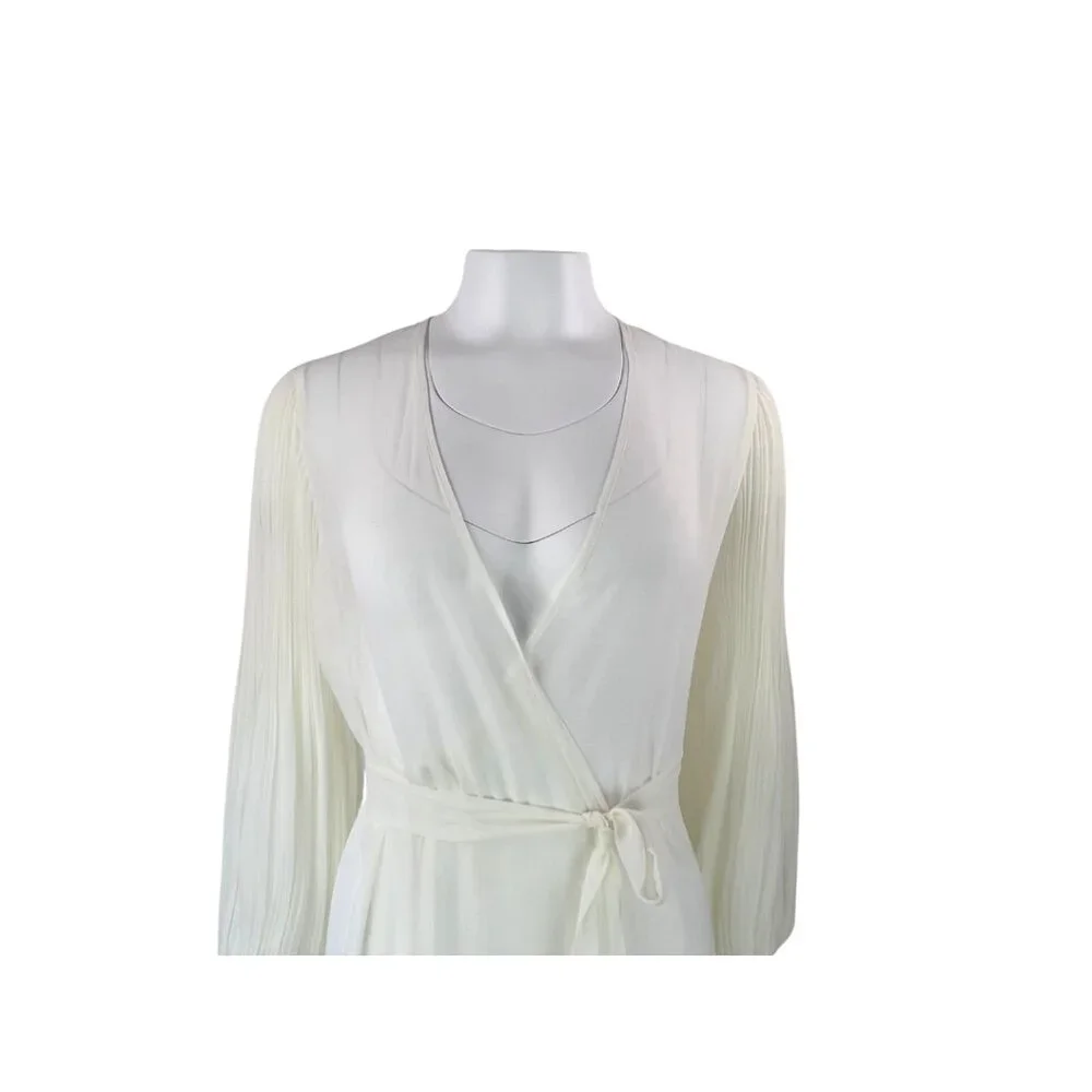 Sheer White Robe - Picture 3 of 3